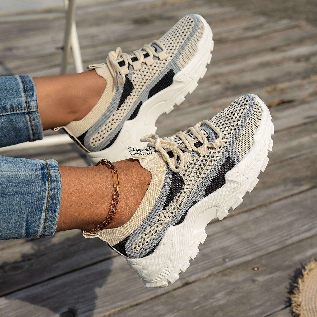 Flyknit Mesh Shoes Women's Breathable Lace-up Sneakers Walking Running Casual Shoes